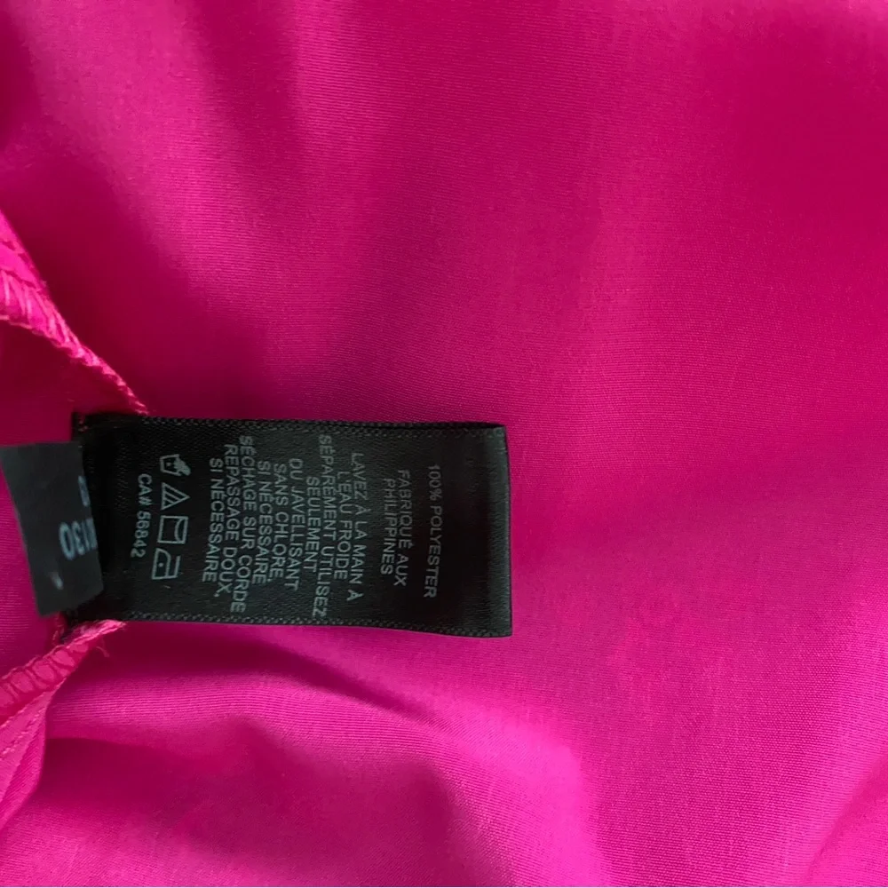 Express Fushia tank dress with cut out sides and zipper back. Size 10– NWT - Picture 8 of 8